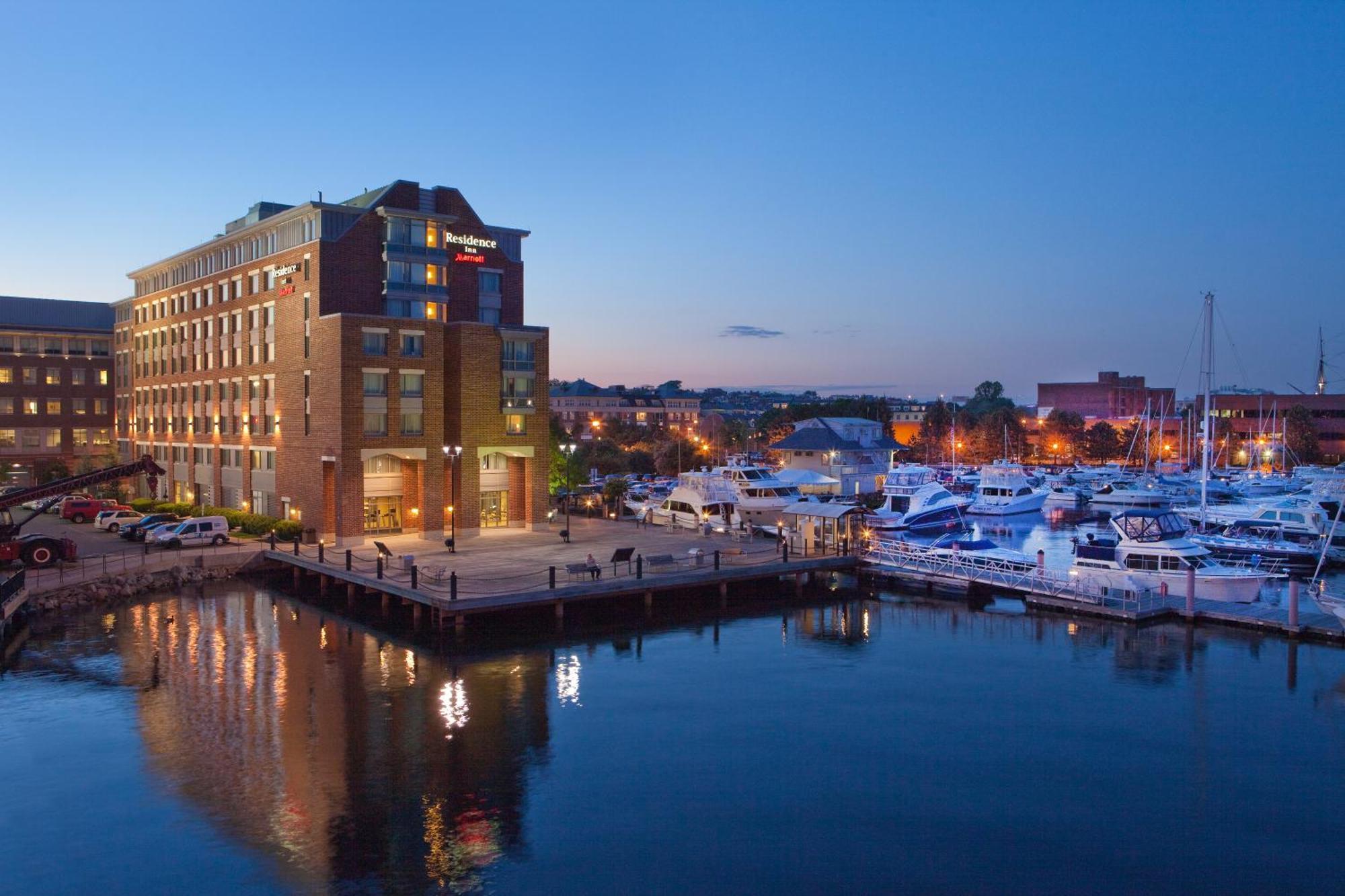 Residence Inn By Marriott Boston Harbor On Tudor Wharf Экстерьер фото